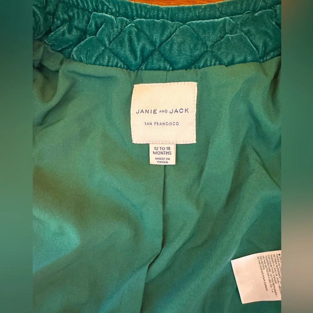 Janie and Jack Hunter Green Velvet Coat 12-18 Months, Like new condition!